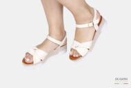 Sandalo con nodo in nappa bianco antico </br> D1801 Scarpe donna